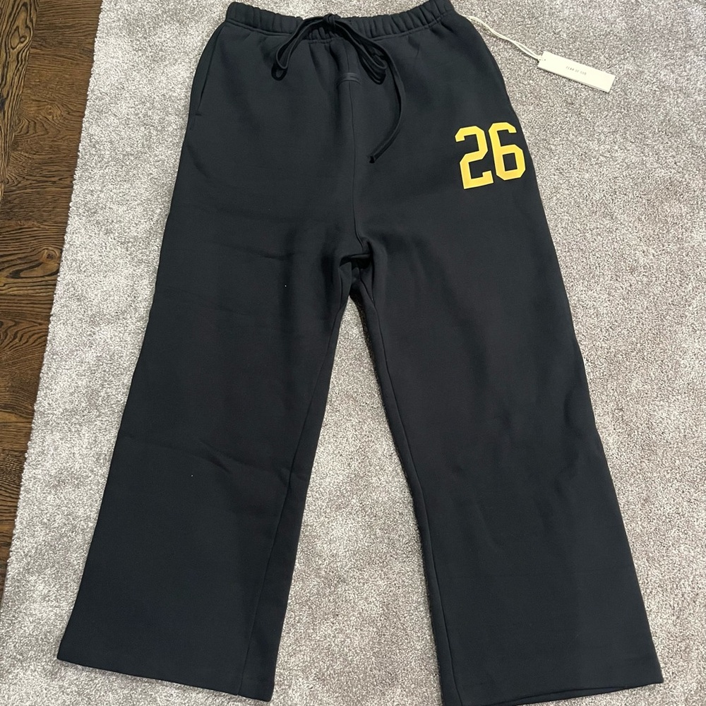 Essentials Sweatpants